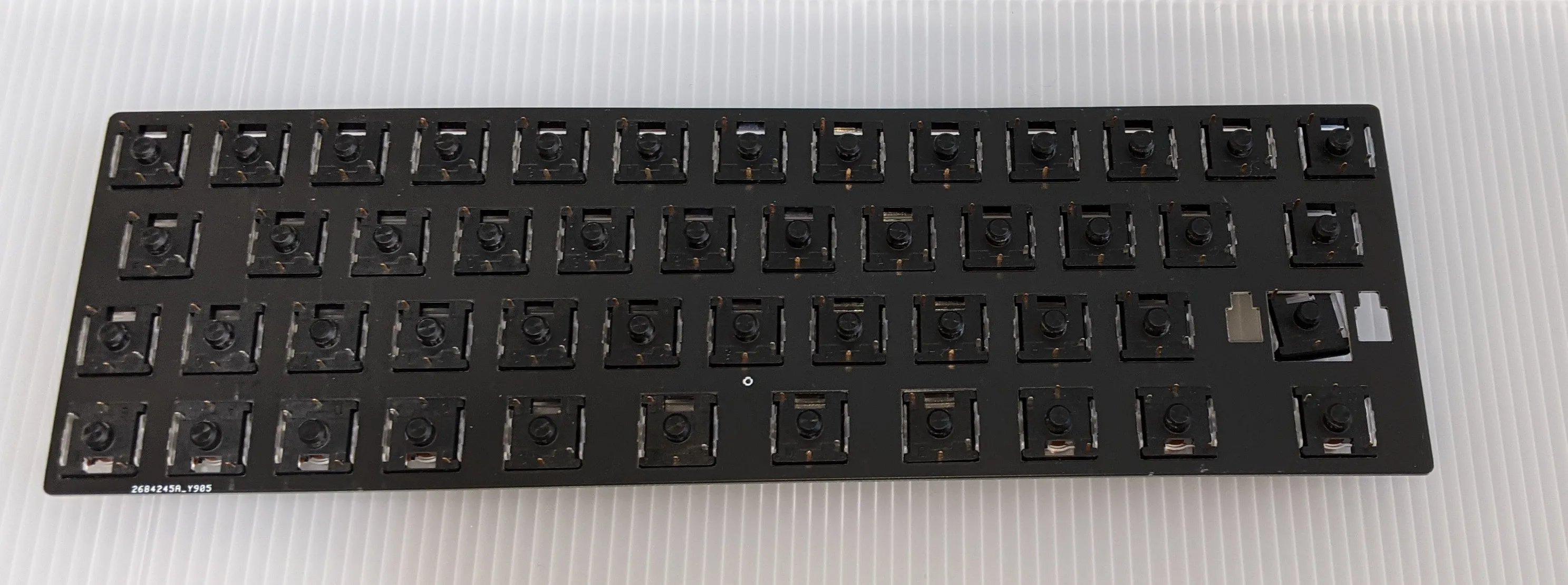 スイッチ・プレートの裏側